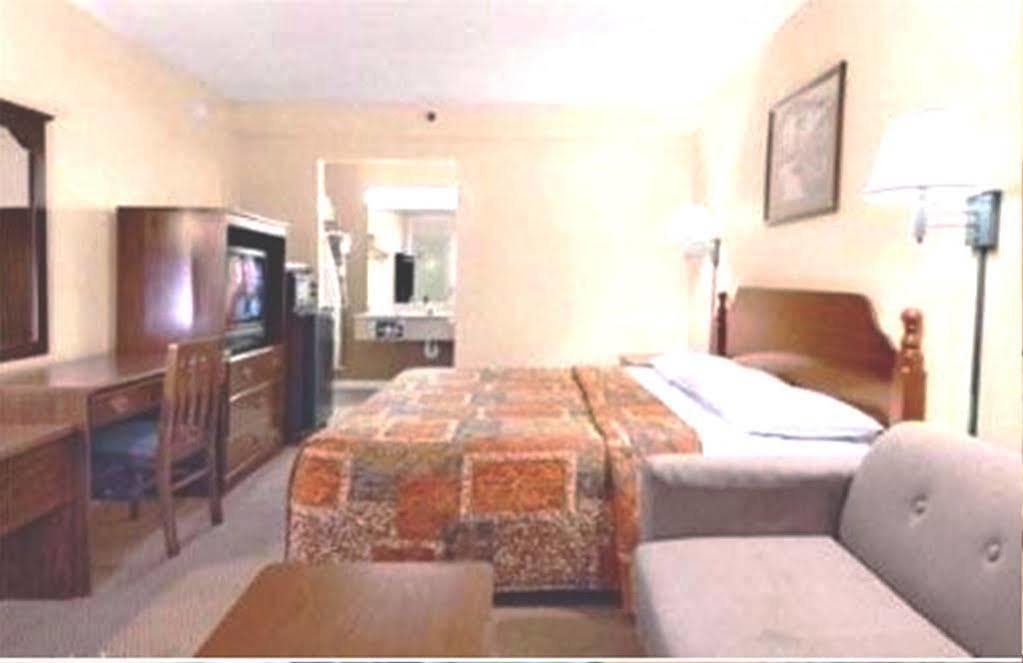 Deerfield Inn & Suites Madison Eksteriør billede